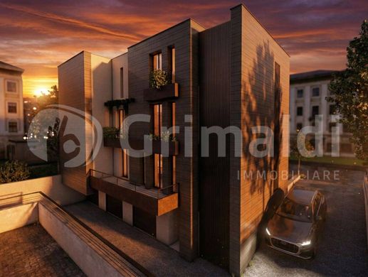 Apartment in Piacenza, Provincia di Piacenza