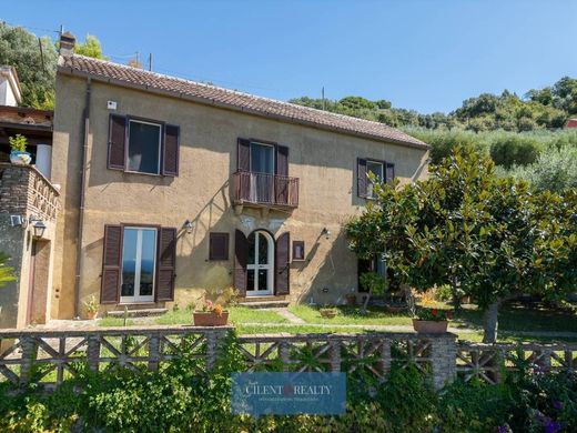 Villa in Castellabate, Provincia di Salerno