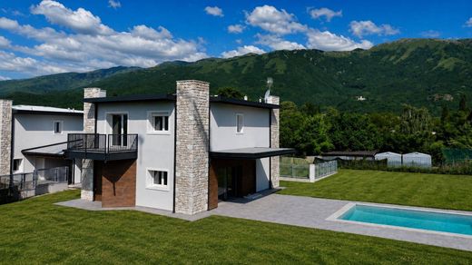 Villa in Aviano, Province of Pordenone