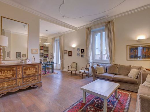 Apartment in Milan, Lombardy