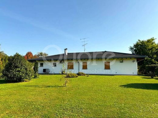 Villa in San Giacomo, Udine