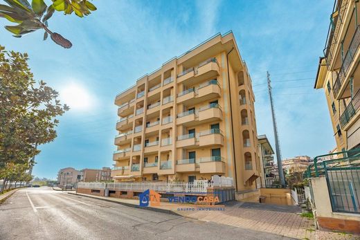Apartment in Albenga, Provincia di Savona