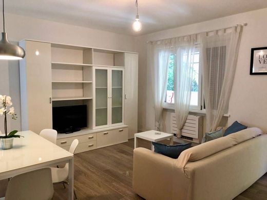 Villa in Pietrasanta, Provincia di Lucca