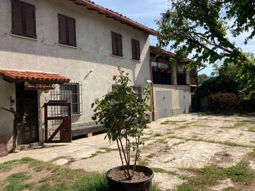 Villa in Belgioioso, Provincia di Pavia