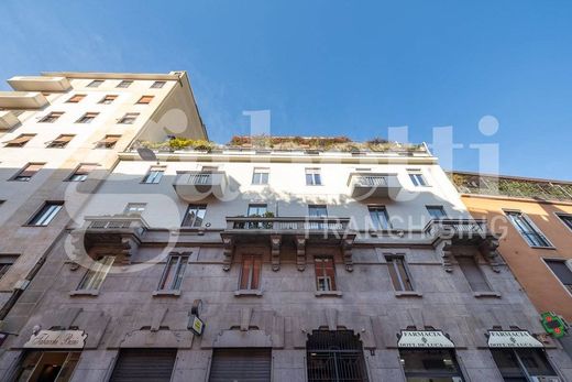 Appartamento a Milano, Lombardia