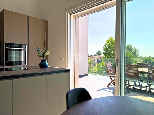 بنتهاوس ﻓﻲ Budrio, Bologna