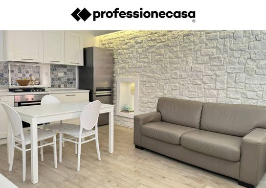 Villa a Sirolo, Ancona