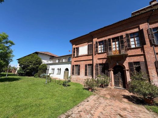 Villa a Fossano, Cuneo