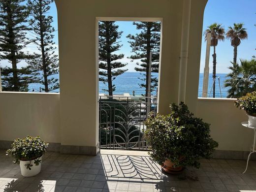 Apartament w Bordighera, Provincia di Imperia