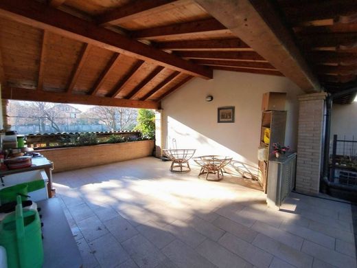 Villa - Cassano d'Adda, Milão