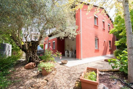 Villa in Carpi, Provincia di Modena