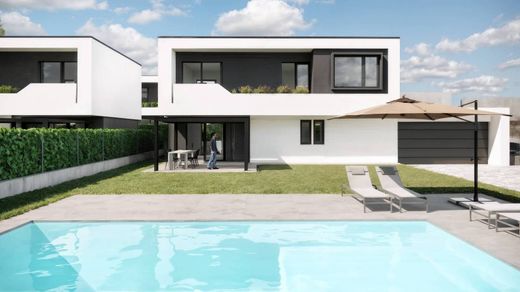 Willa w Mercallo, Provincia di Varese