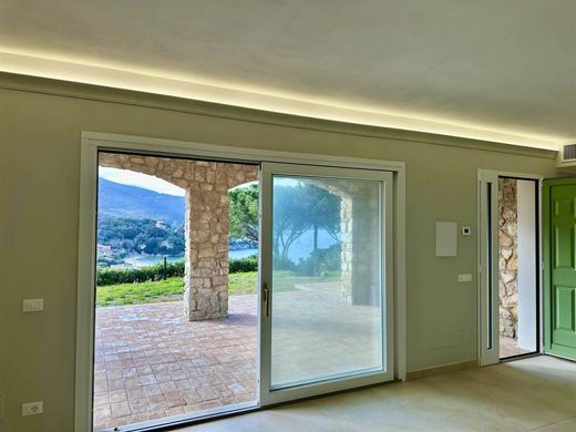 Daire Marciana, Livorno ilçesinde