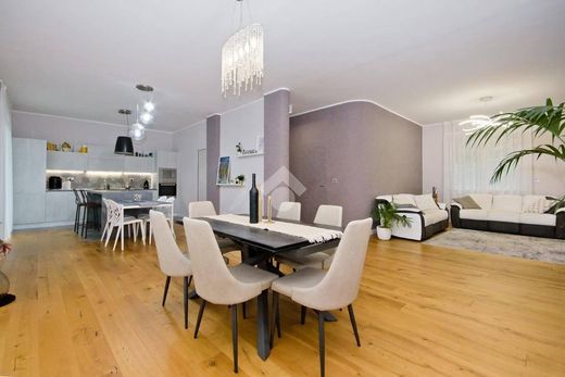 Villa in Pecetto, Turin