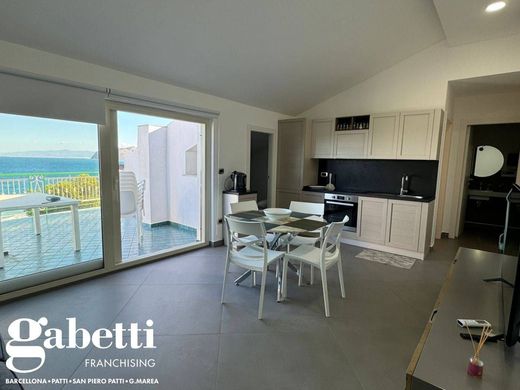 Penthouse in Patti, Messina