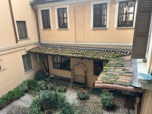 Apartment / Etagenwohnung in Mailand, Lombardei