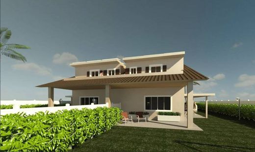 Villa in Ladispoli, Rome