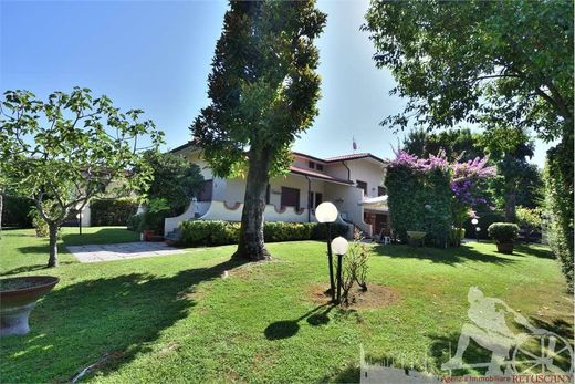 Villa - Forte dei Marmi, Provincia di Lucca