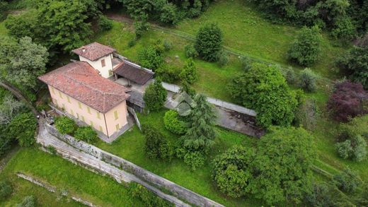 Villa in Sulzano, Provincia di Brescia