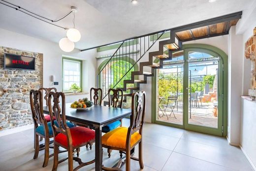 Luxury home in Dogliani, Provincia di Cuneo