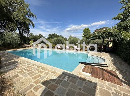 Willa w Montevarchi, Province of Arezzo