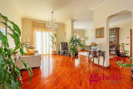 Apartment in Naples, Campania