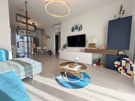 Penthouse in San Bartolomeo al Mare, Provincia di Imperia