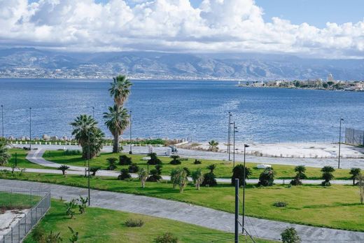 Villa - Messina, Sicília