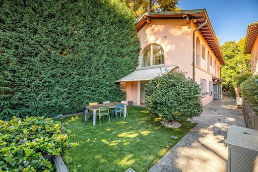 Villa in Monza, Province of Monza and Brianza