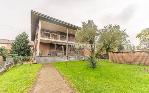 Villa en Cusago, Milán