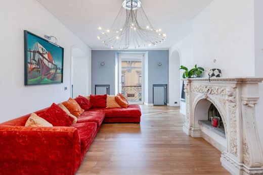 Appartamento a Milano, Lombardia