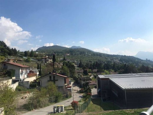 Villa in Rovereto, Trento