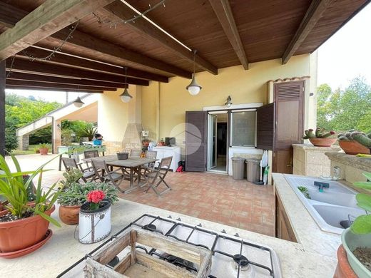 Villa in Quarto, Naples