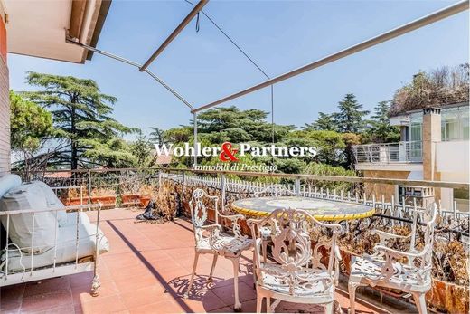 Penthouse w Rzym, Lazio