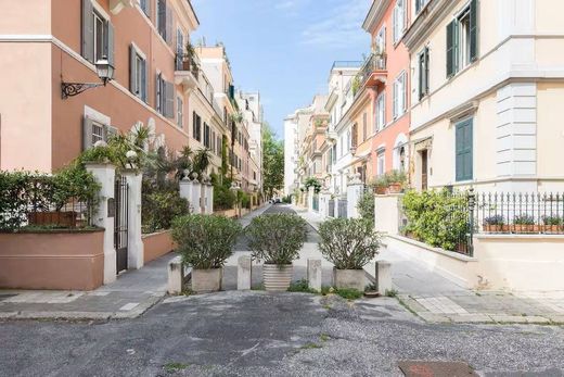 Apartment in Rome, Latium