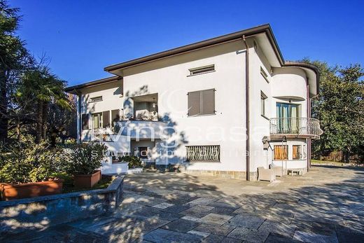 Villa in Bulciago, Provincia di Lecco