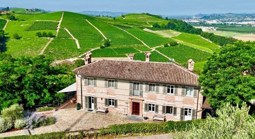 Villa in Barbaresco, Provincia di Cuneo