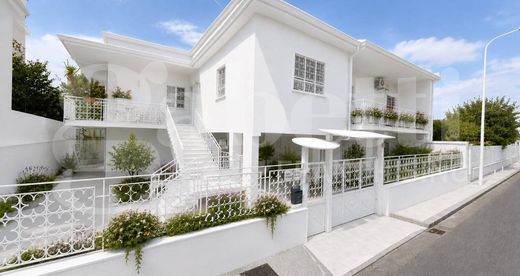 Villa Frattamaggiore, Napoli ilçesinde