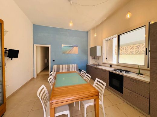 套间/公寓  Porto Cesareo, 莱切省