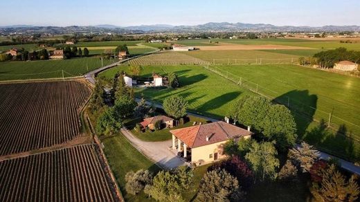 Villa a Castel Guelfo di Bologna, Bologna