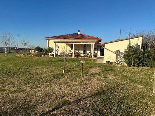 Villa in Collesalvetti, Provincia di Livorno