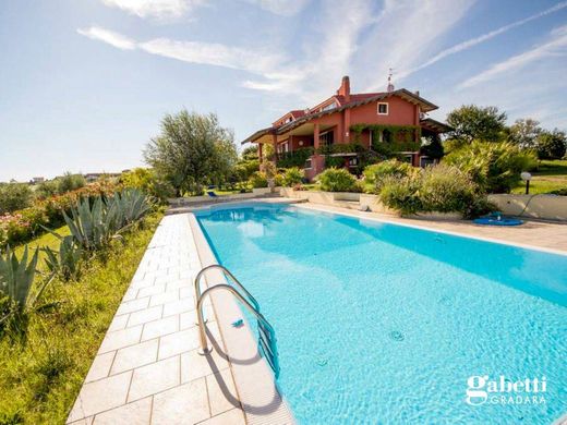 Villa in Gradara, Pesaro and Urbino