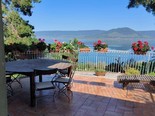 Willa w Ronciglione, Provincia di Viterbo