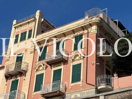 Penthouse Celle Ligure, Savona ilçesinde
