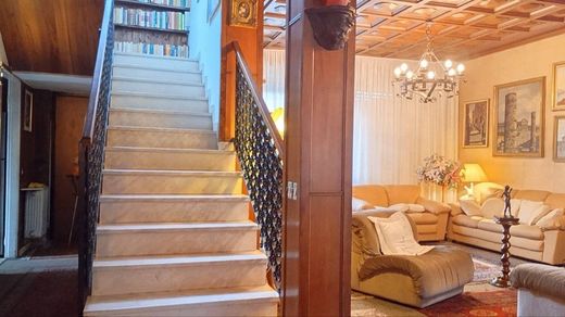 别墅  Brugherio, 蒙萨和布里安萨省