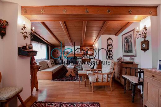 Penthouse in Cortina d'Ampezzo, Provincia di Belluno