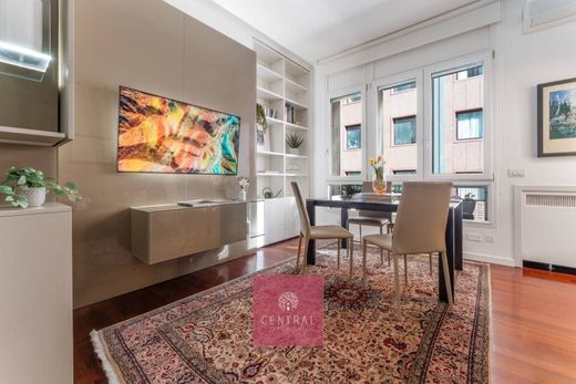 Apartment / Etagenwohnung in Mailand, Lombardei