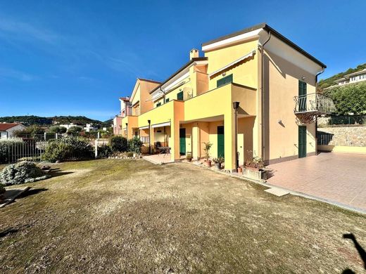 套间/公寓  Pietra Ligure, 萨沃纳省