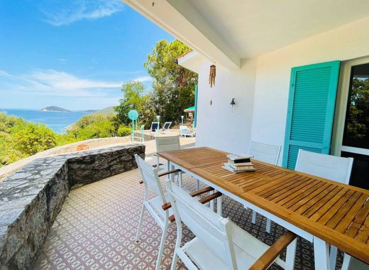 Villa in Marciana, Provincia di Livorno