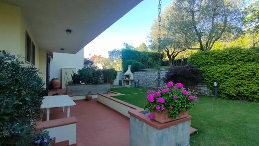 Villa in Prato, Provincia di Prato